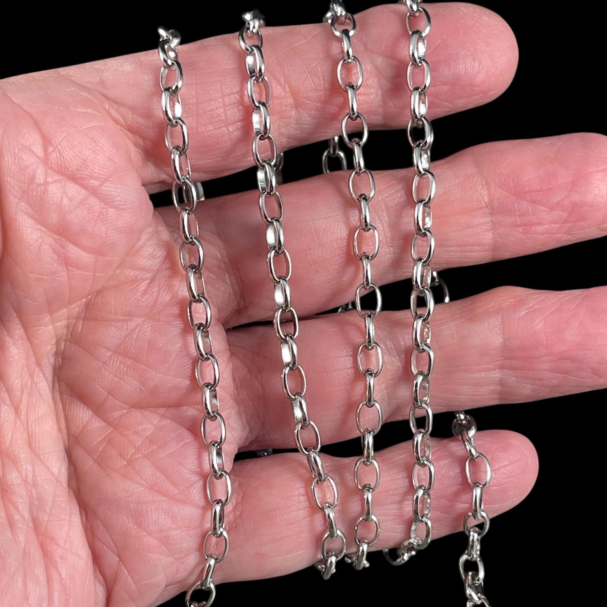 Chain by the Foot - Oval Cable Chain, 3.8x5.5mm - 316 Stainless Steel (XM-07-SS) * 1 Yard/36" length