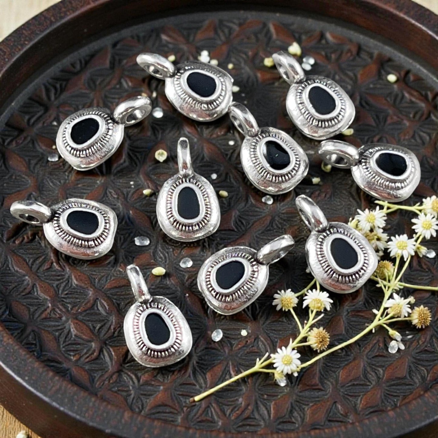 Round Mini Silver Charm with Black Enamel Inlay (PF/13884-72-0222) * Qty. 12
