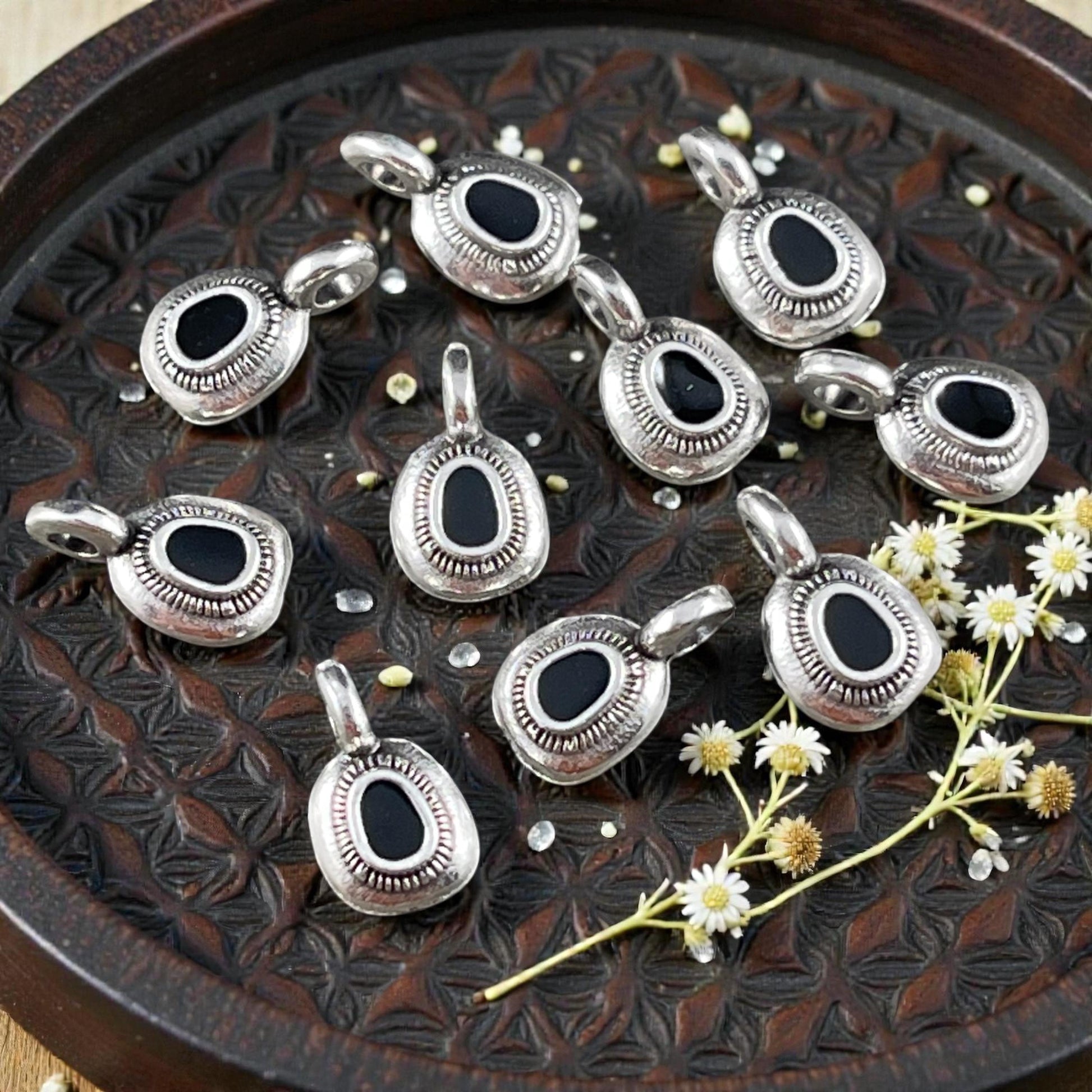 Round Mini Silver Charm with Black Enamel Inlay (PF/13884-72-0222) * Qty. 12