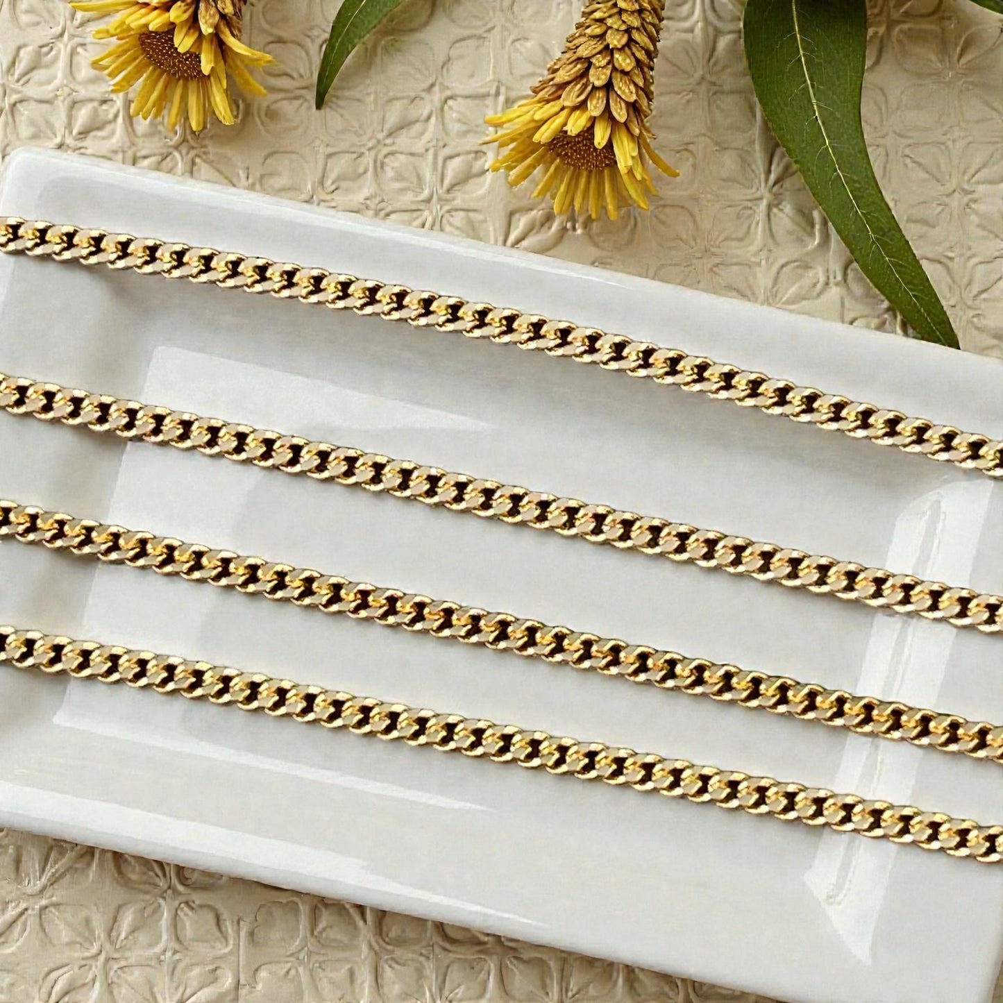 Chain by the Foot - 2.2mm Flat Curb Chain - Gold Plated Brass (CH-888G) * 18" Length