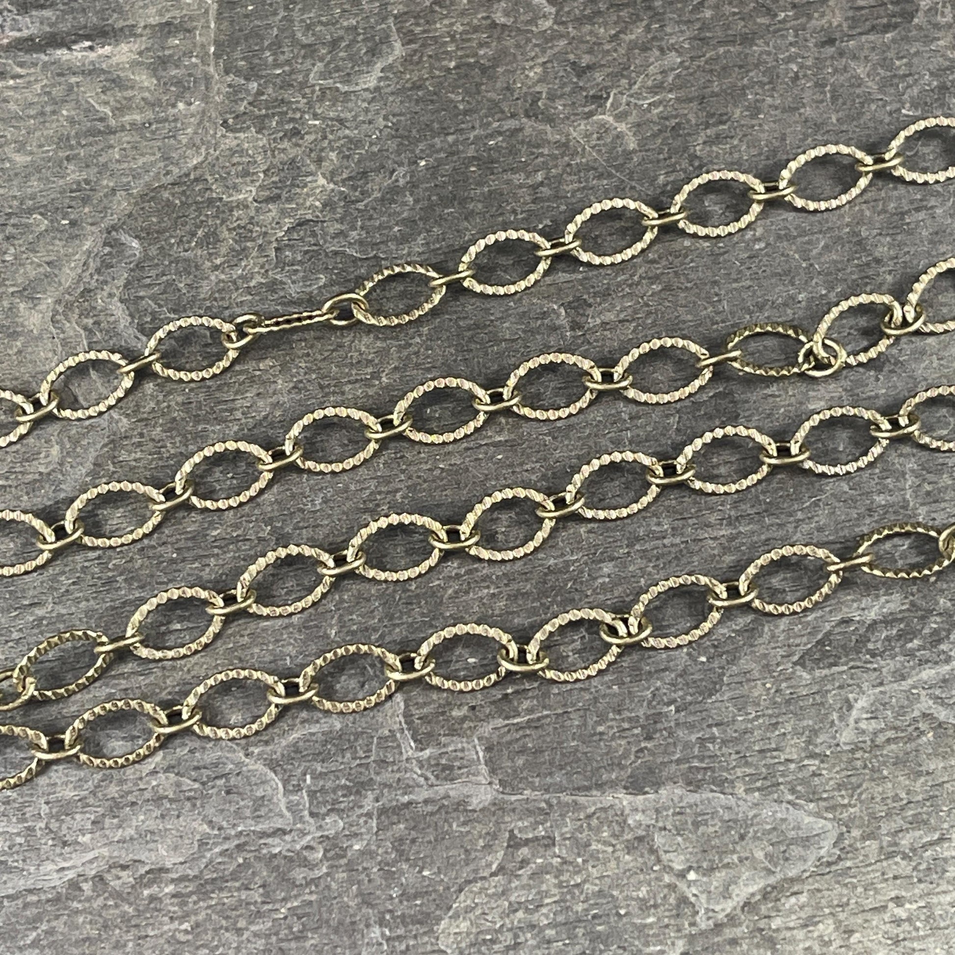 Textured Oval Cable Chain - Antiqued Brass (CH-28AB) * 18" Length