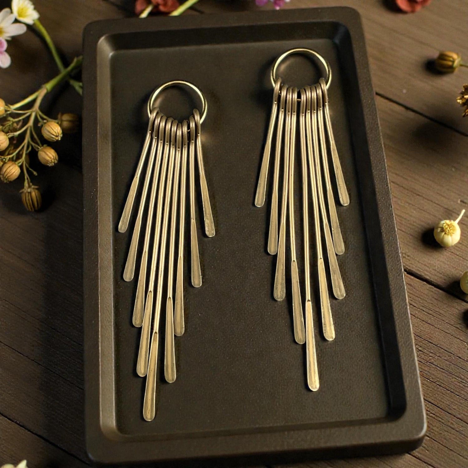 Antiqued Brass Graduated Paddles, Drop with 14mm Ring - Statement Earring Charm * Qty. 2