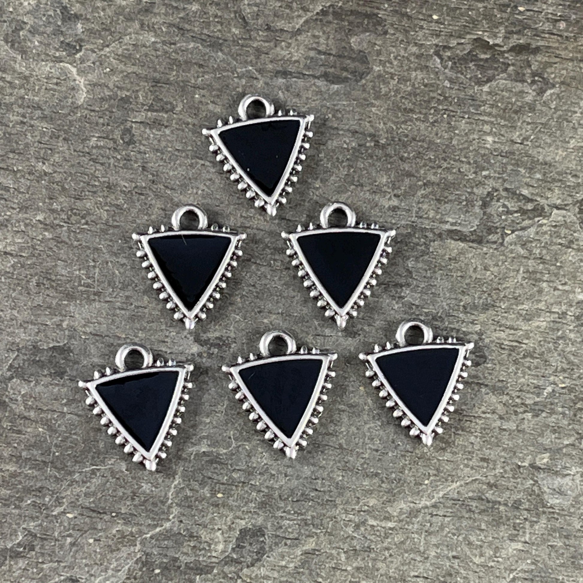 Antiqued Silver Plated Charm with Black Enamel Inlay (PF/14428-72-0222) * Qty. 6