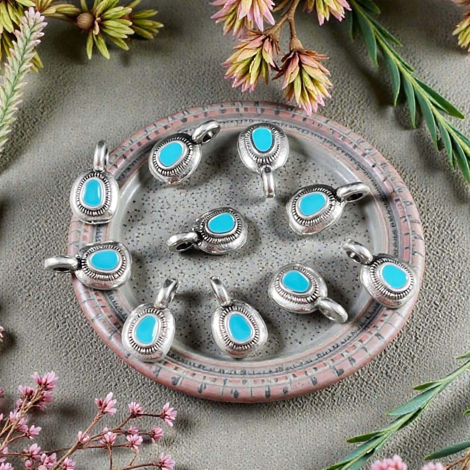 Small Round Charm, Antiqued Silver with Turquoise Blue Enamel (PF/13884-72-0299) * Qty. 12