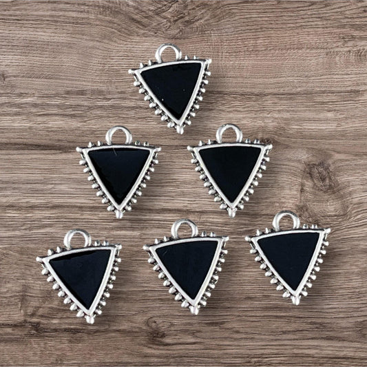 Antiqued Silver Plated Charm with Black Enamel Inlay (PF/14428-72-0222) * Qty. 6