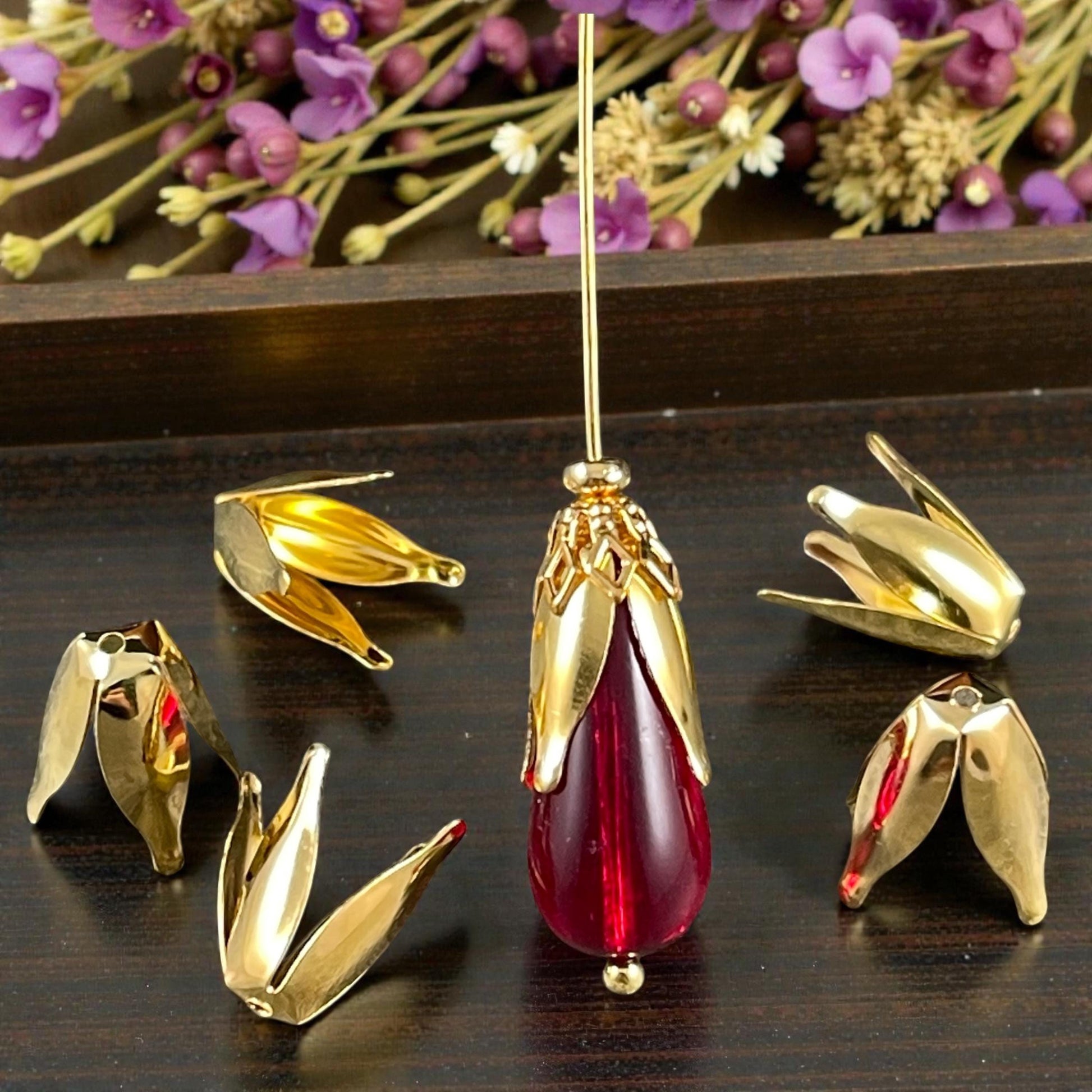 4-Petal Expandable Gold Bead Caps, 13x7mm (O016-11) * 50 Bead Caps