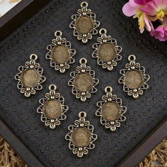 12mm Cabochon Bezel, 30x21mm Antiqued Brass Tibetan Style Pendant (M018-131AB) * Qty. 20