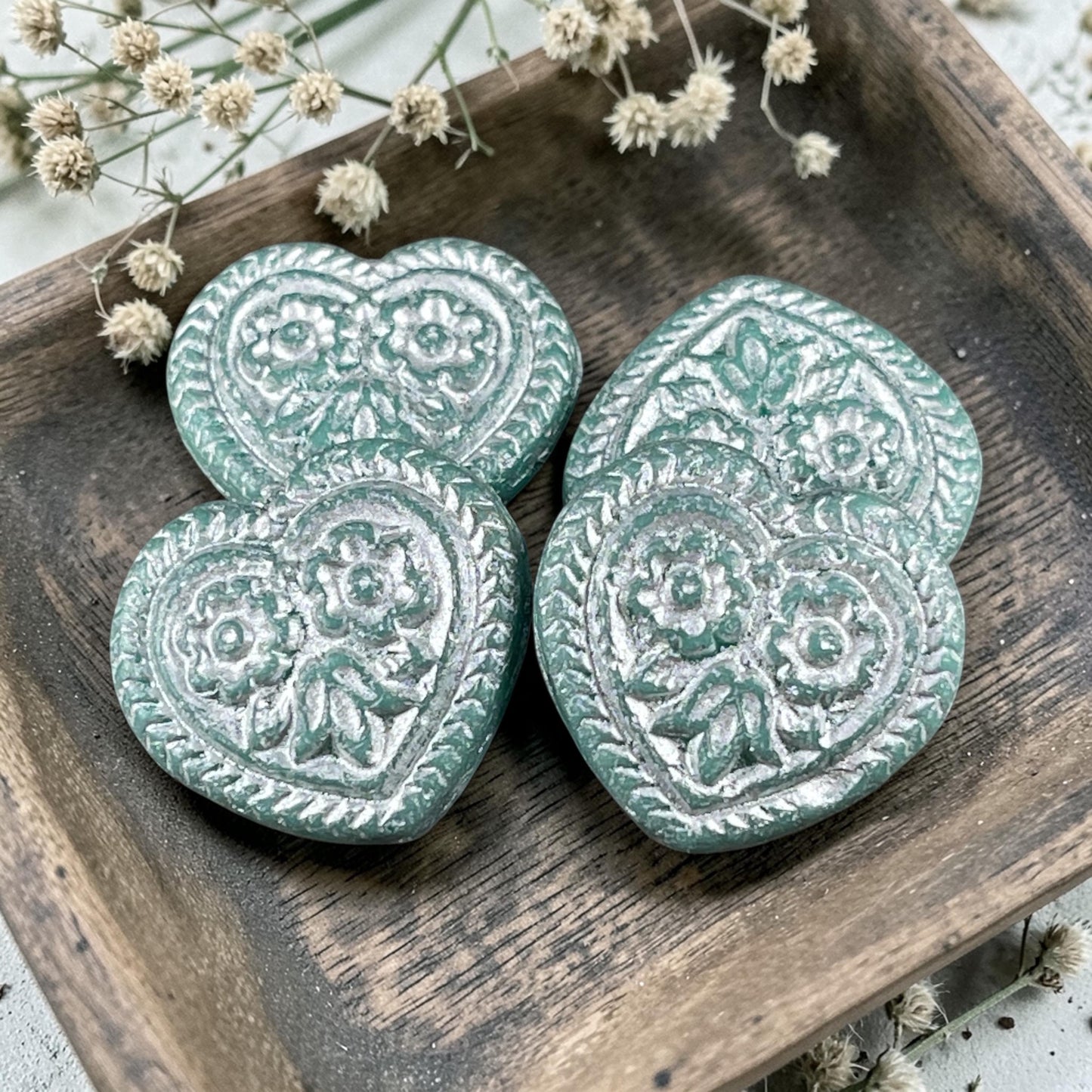 Czech Glass Beads - 18mm Heart Bead, Turquoise with Silver Wash (FH-13) * 4 Beads