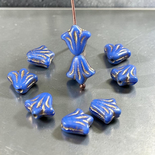 Czech Glass Beads - 9mm Day Lily - Royal Blue with Gold Wash (DLily25) * Qty. 17