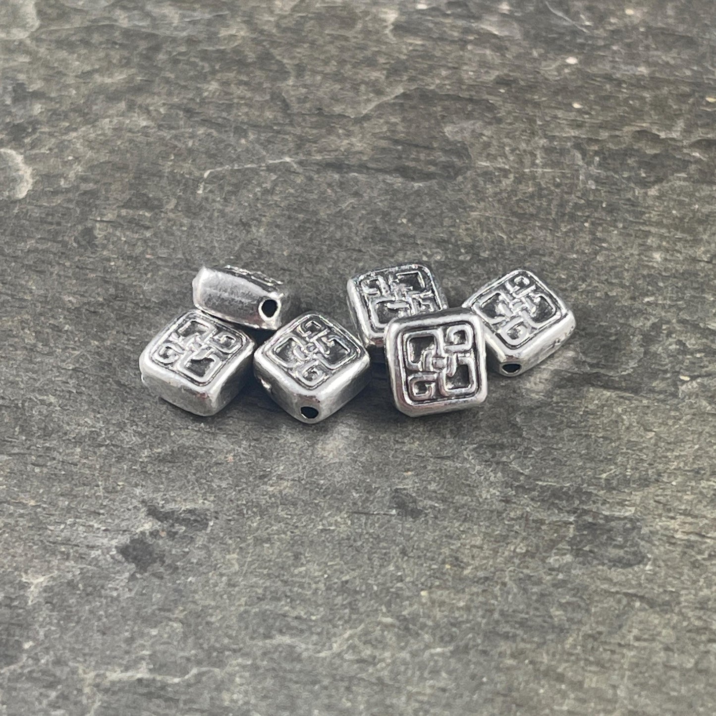 TierraCast 7mm Celtic Knot Bead, Antiqued Silver Plated Pewter (PF/760-77) * Qty. 6