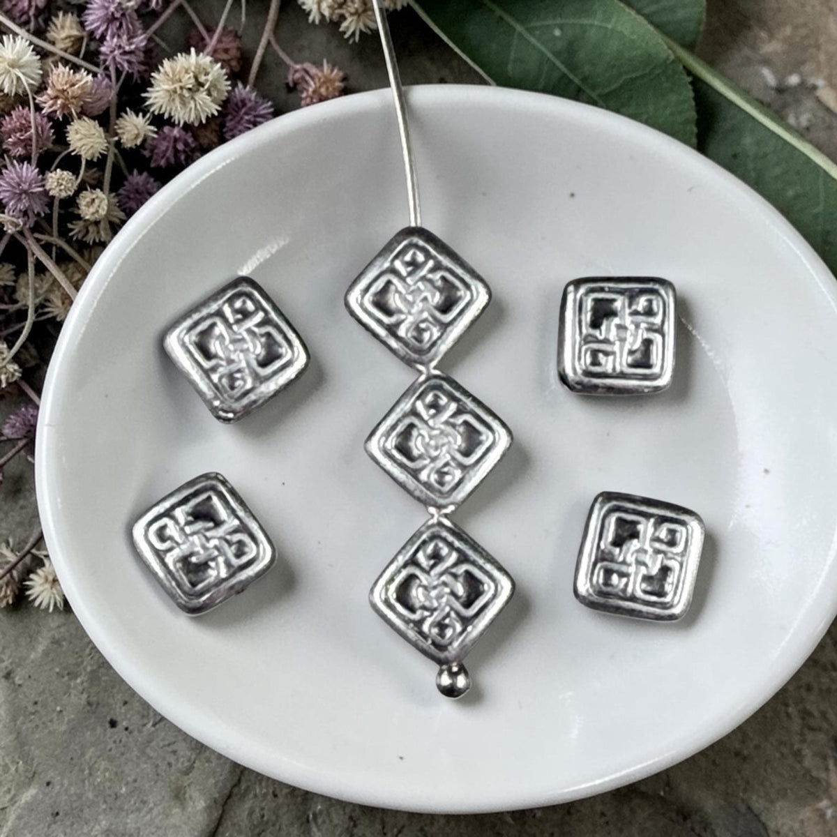 TierraCast 7mm Celtic Knot Bead, Antiqued Silver Plated Pewter (PF/760-77) * Qty. 6