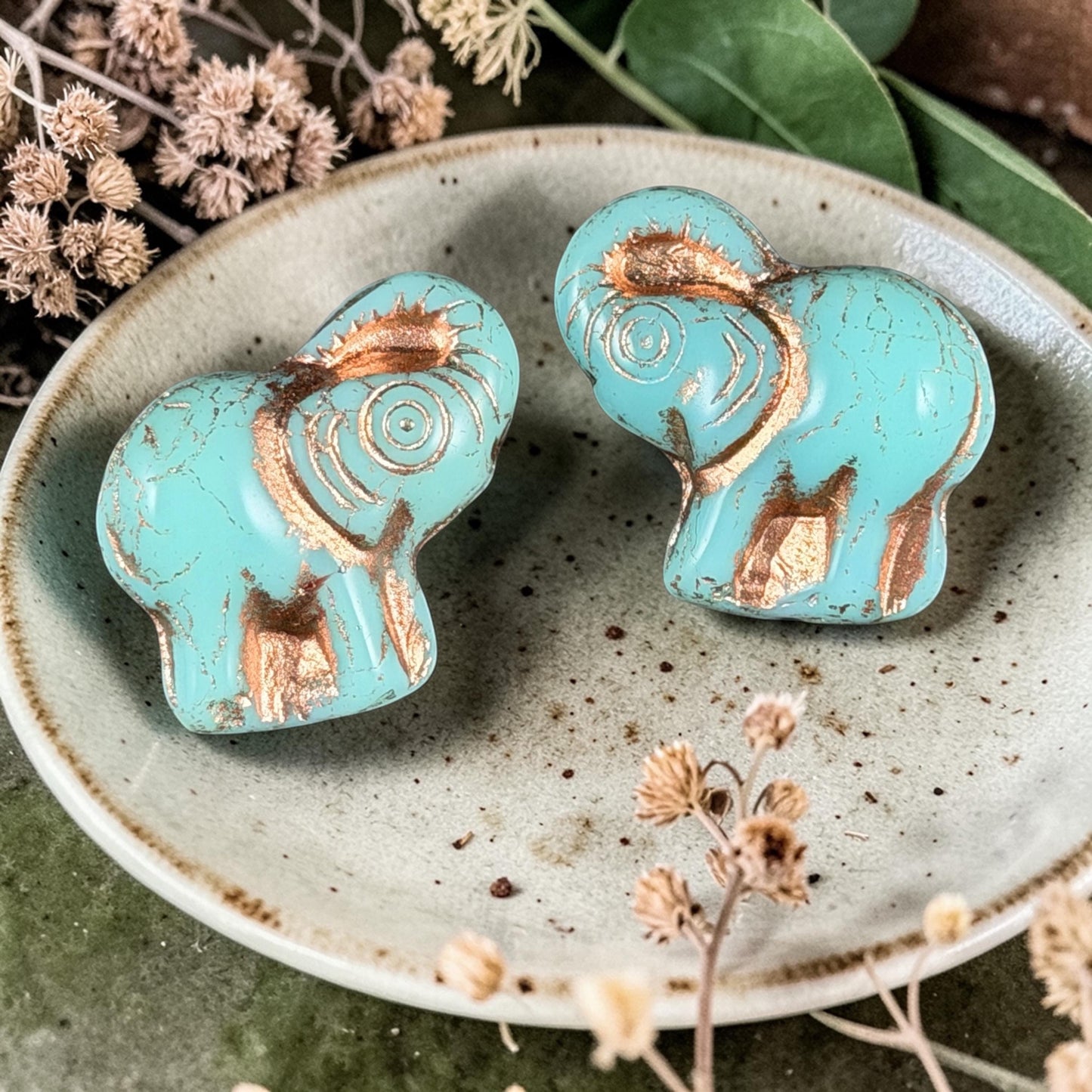 Czech Glass Beads - 20x23mm Elephant Bead, Mint Blue with Copper Wash (PackN1) * 3 Beads
