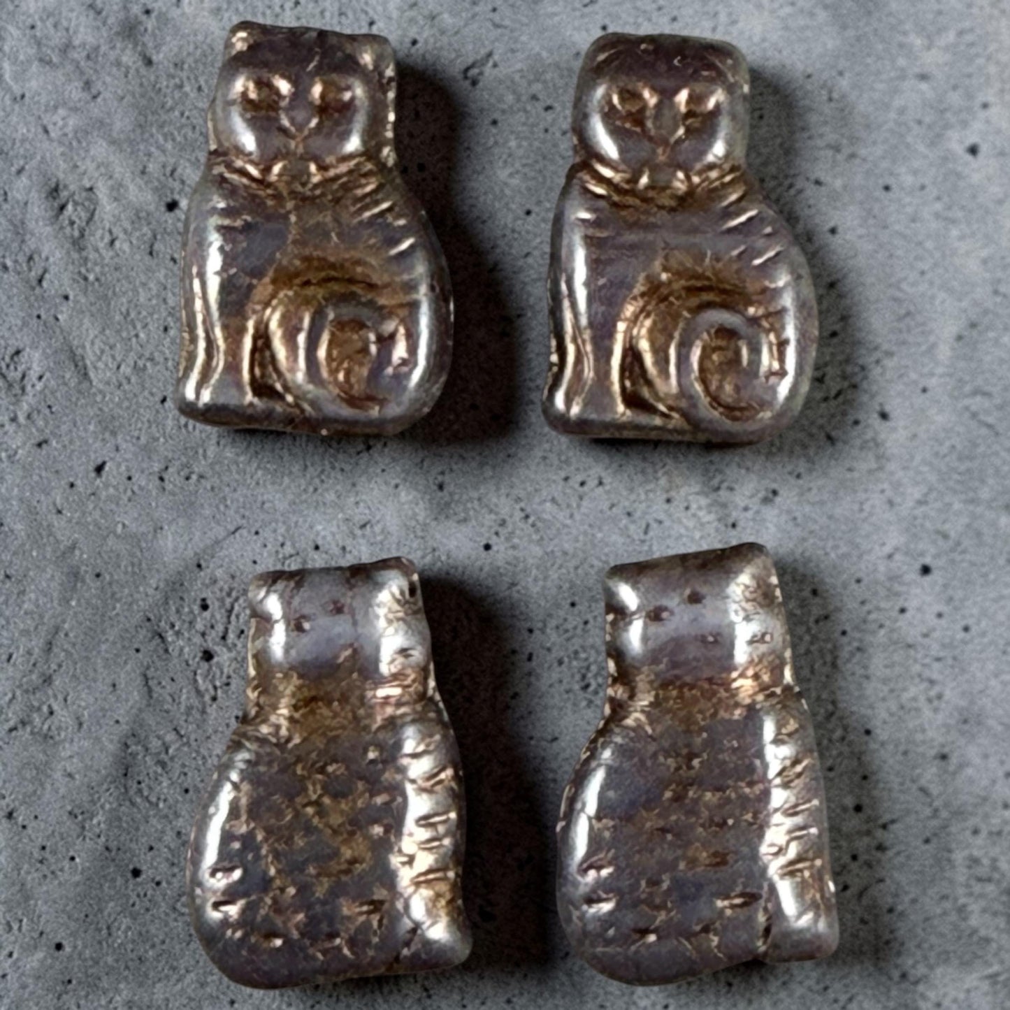 Czech Glass Beads - 17x12mm Cat, Brown and Gray with Bronze Wash (CAT-BGB1) * Qty. 6