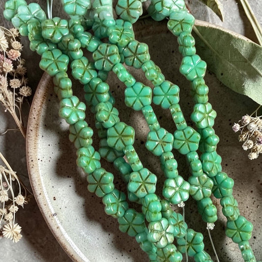 Czech Glass Beads - 10mm Flower Coin, Turquoise Green Picasso (PFMN-4) * 15 Beads