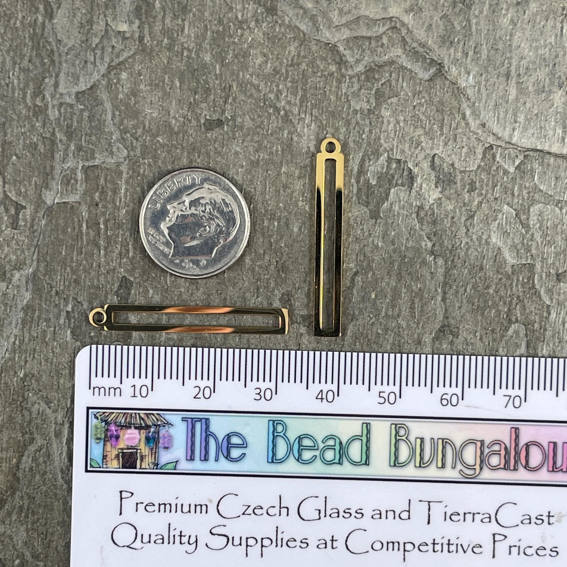 Open Rectangle Charms, 32mmx4.5mm, 18k Gold Plated Stainless Steel (LA046g) * 1 Set