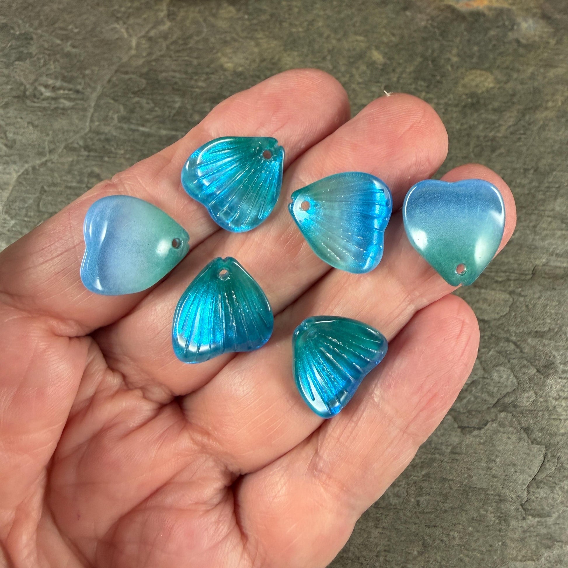 Glass Flower Petals, 16mm Petal Shaped Beads, Bright Blue Green * 12 Beads