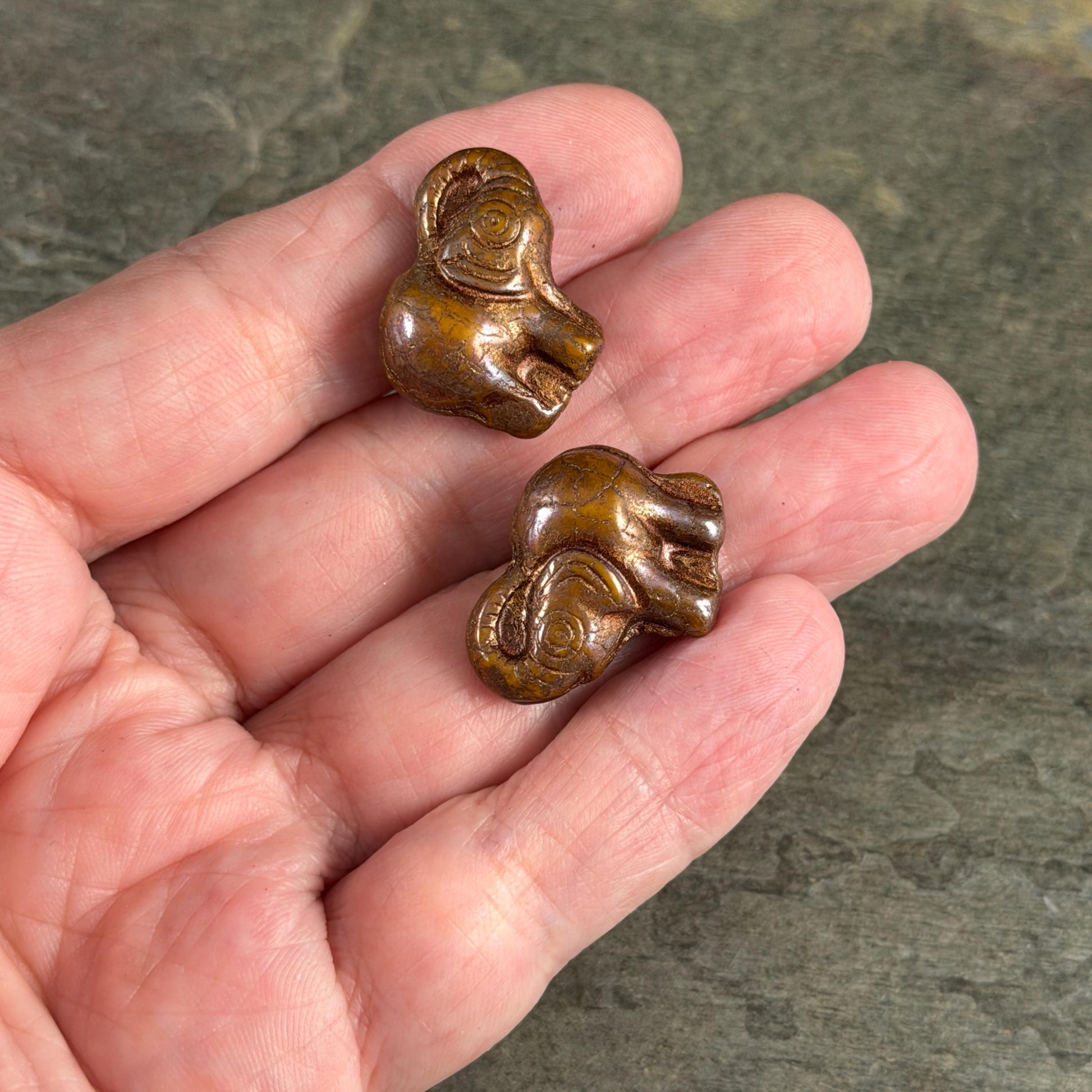 Czech Glass Beads - 20x23mm Elephant Bead, Dark Brown with Copper Wash (Pack10) * 3 Beads