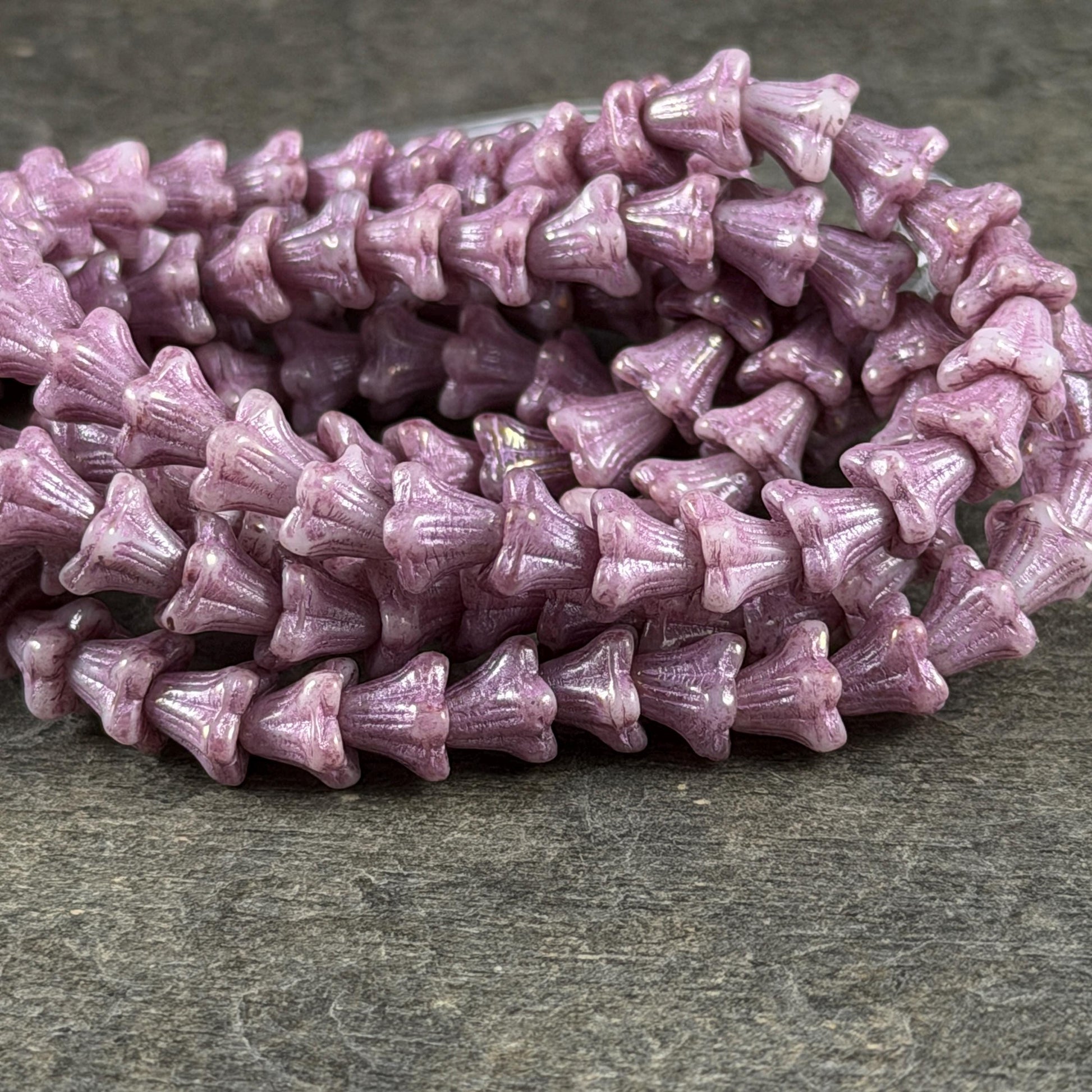 Czech Beads - 5x6mm Small Trumpet Flower, Thistle Purple (FLO/N-0044) * 30 Beads