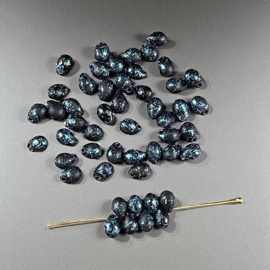 Czech Glass Beads - 7x5mm Briolette Tear Drop, Black with Metallic Blue Wash (DRO/N-0235) * 50 Beads