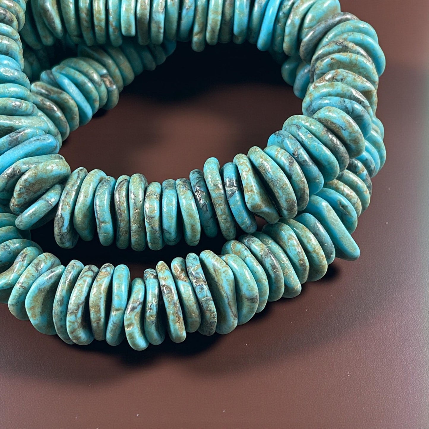 Magnesite Turquoise - Organic Discs 10-17mm diameter, Turquoise Blue (2408HL-43) * 60 Beads