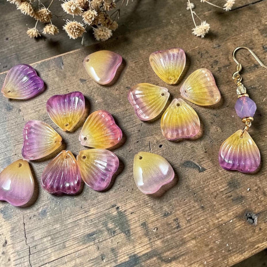 Glass Flower Petals, 16mm Petal Shaped Beads, Purple & Yellow * 12 Beads