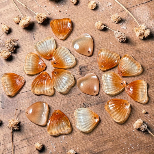 Glass Flower Petals, 16mm Petal Shaped Beads, Peachy Orange * 12 Beads