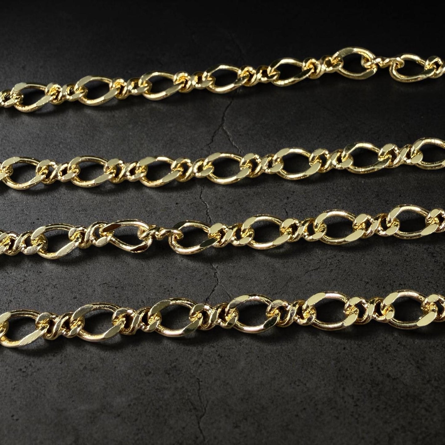 Chain by the Foot - 18k Gold Plated Brass Chain, 6.5x4mm Twisted Oval Links (F016-08G) * 18" Length