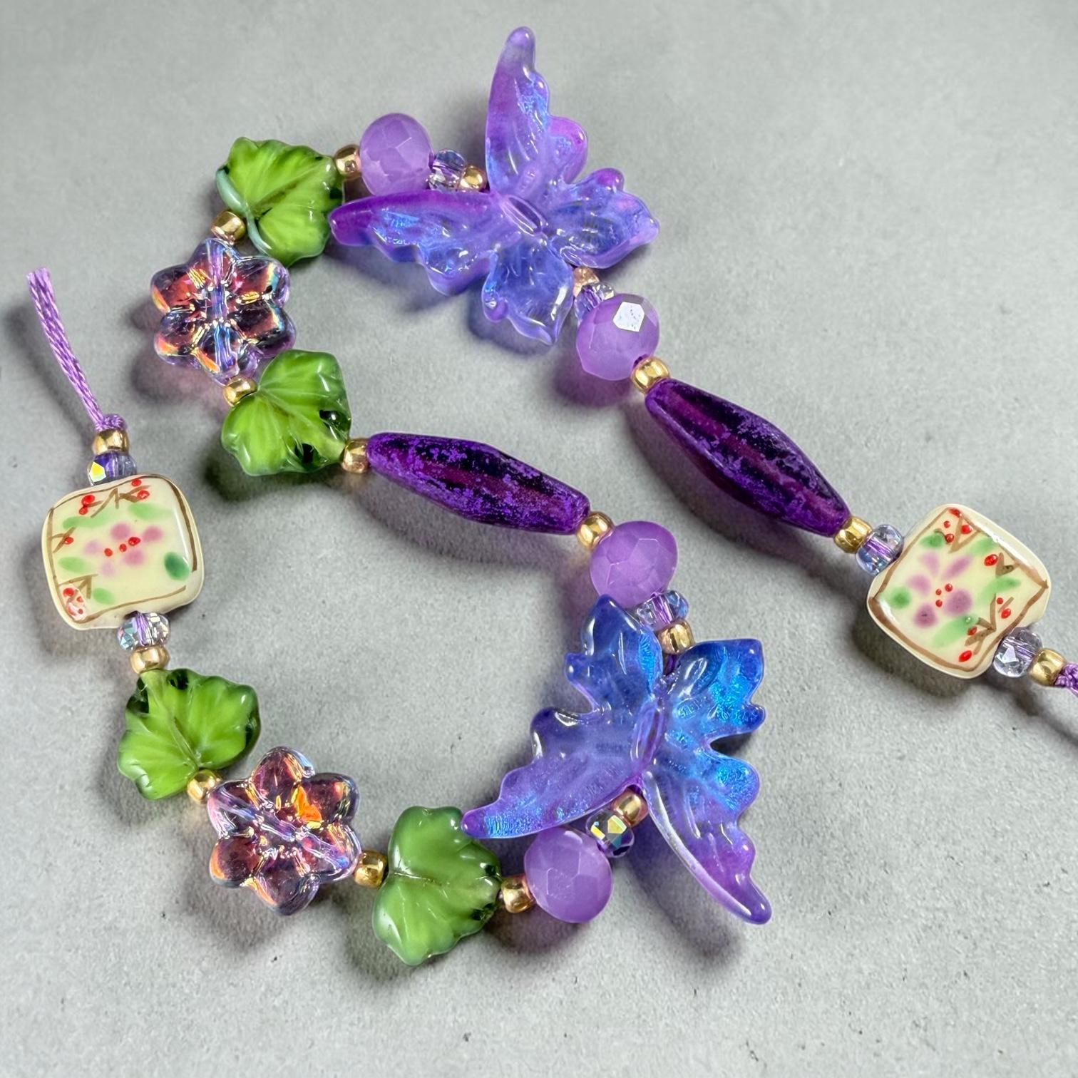 Exclusive Bead Bungalow Mix - Butterflies and Flowers, Nature Theme Glass Beads (CBF418.03)
