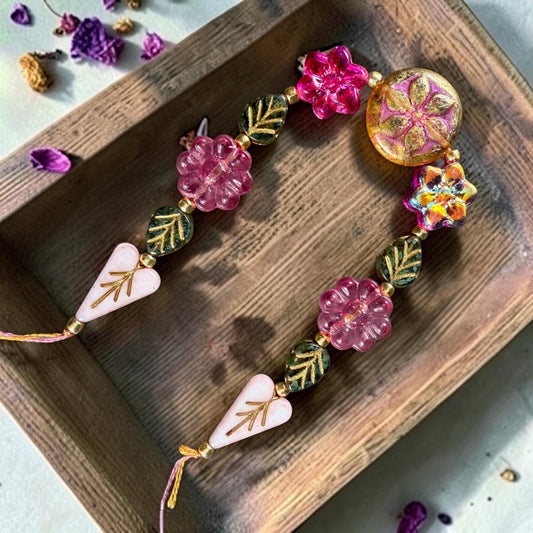 Exclusive Bead Bungalow Mix - Pink Flowers and Hearts (CFH418.16)