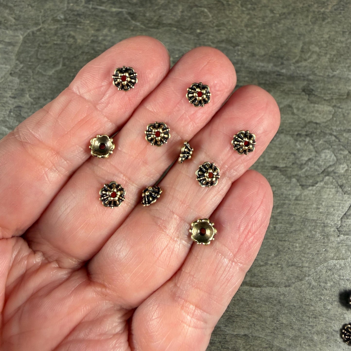 TierraCast Tiffany 6mm Bead Caps, Antiqued Brass Plated (PF/779-57) * Qty. 20