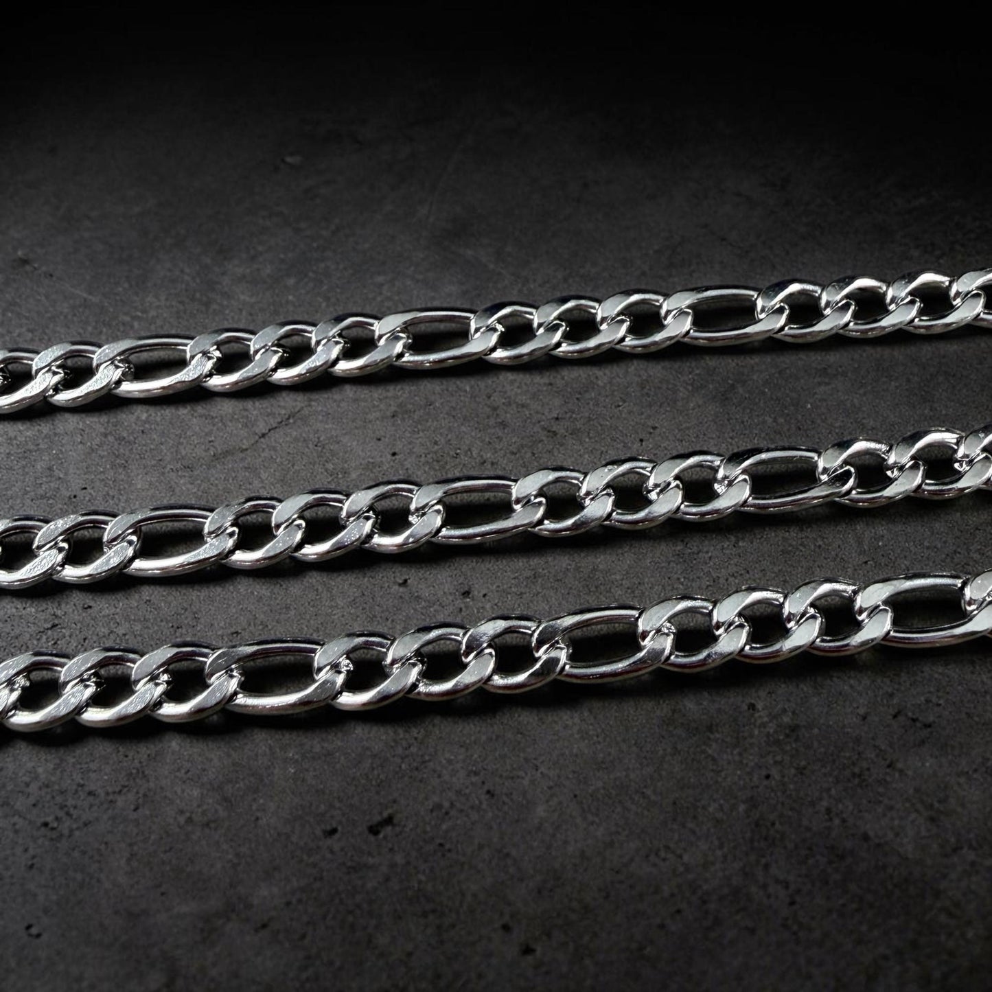 Chain by the Foot - 304 Stainless Steel Figaro Chains, Flat Curb Unwelded, Platinum Color (G005-C-04P) * 1 Yard