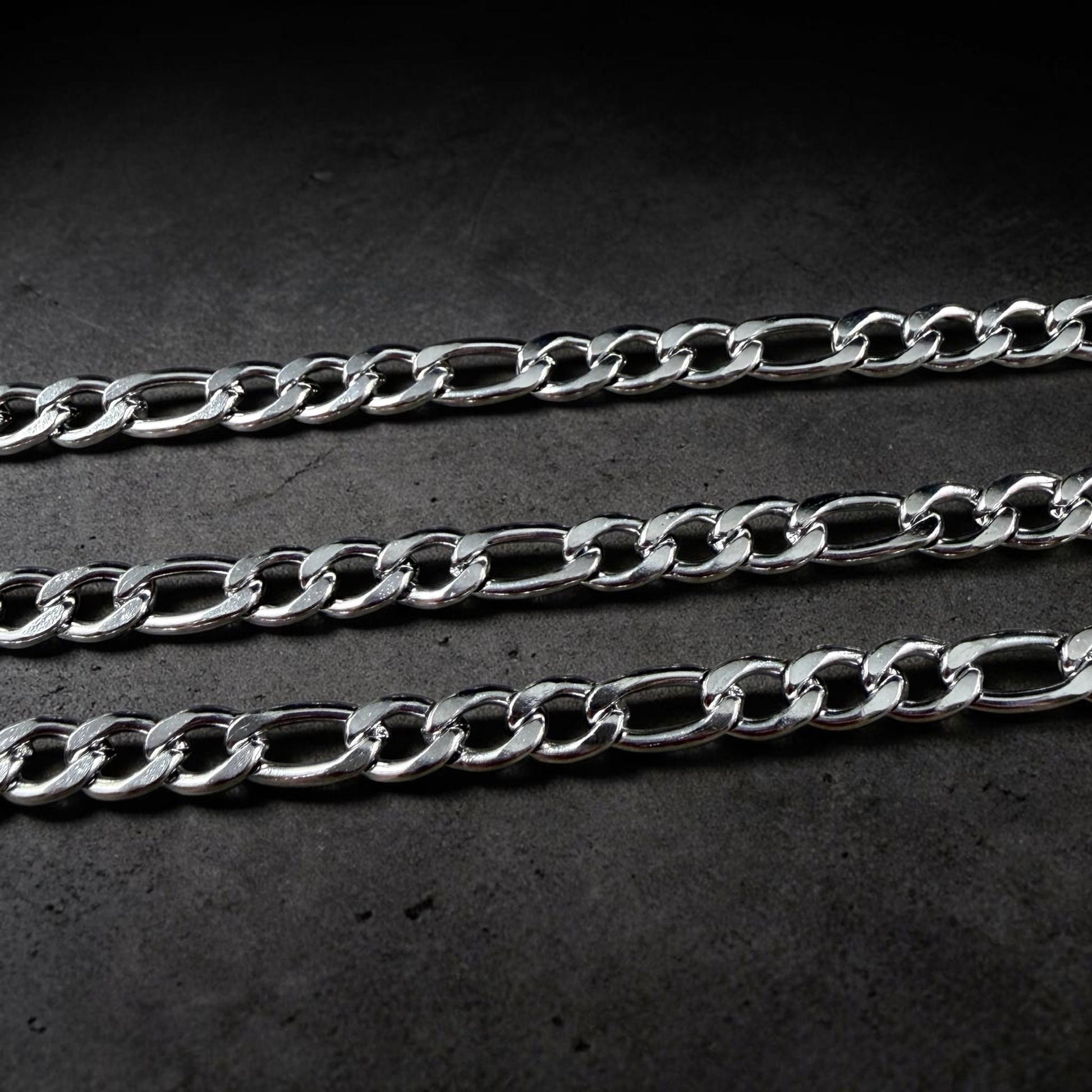 Chain by the Foot - 304 Stainless Steel Figaro Chains, Flat Curb Unwelded, Platinum Color (G005-C-04P) * 1 Yard