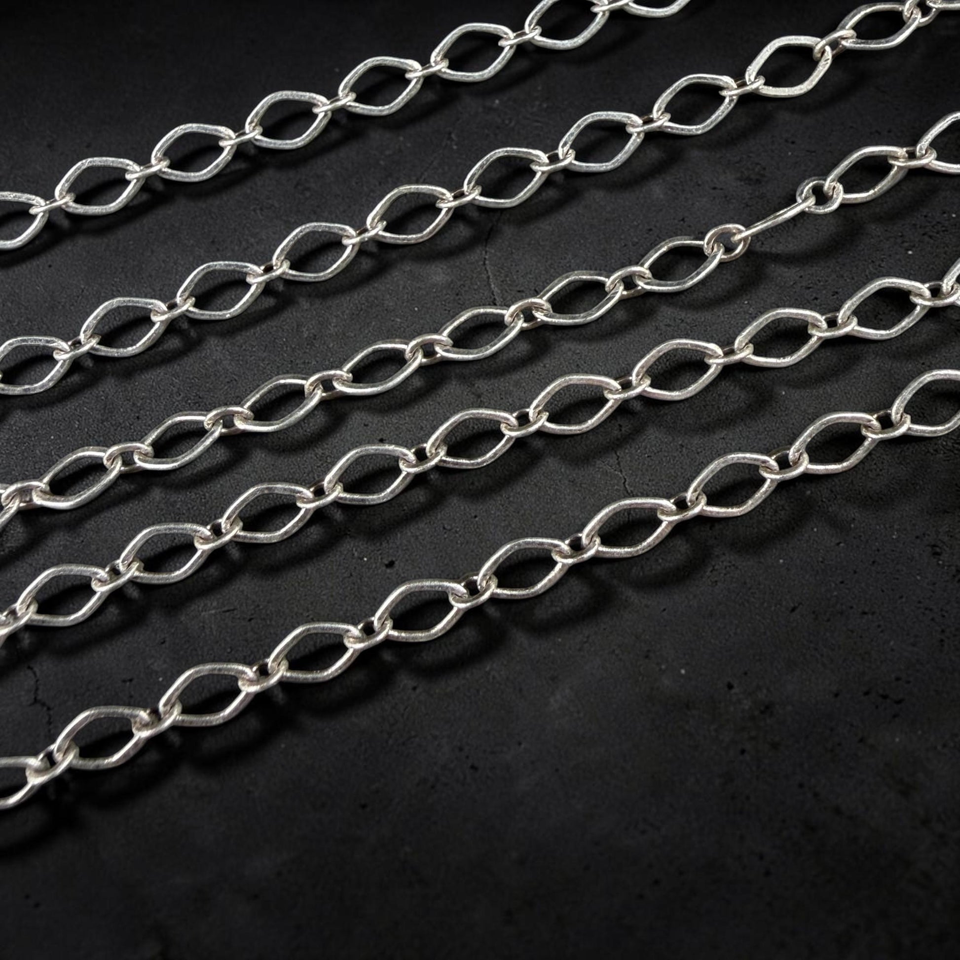 Chain by the Foot - Antiqued Silver Chain, 4x3mm Oval Links (829AS) * 18" Length