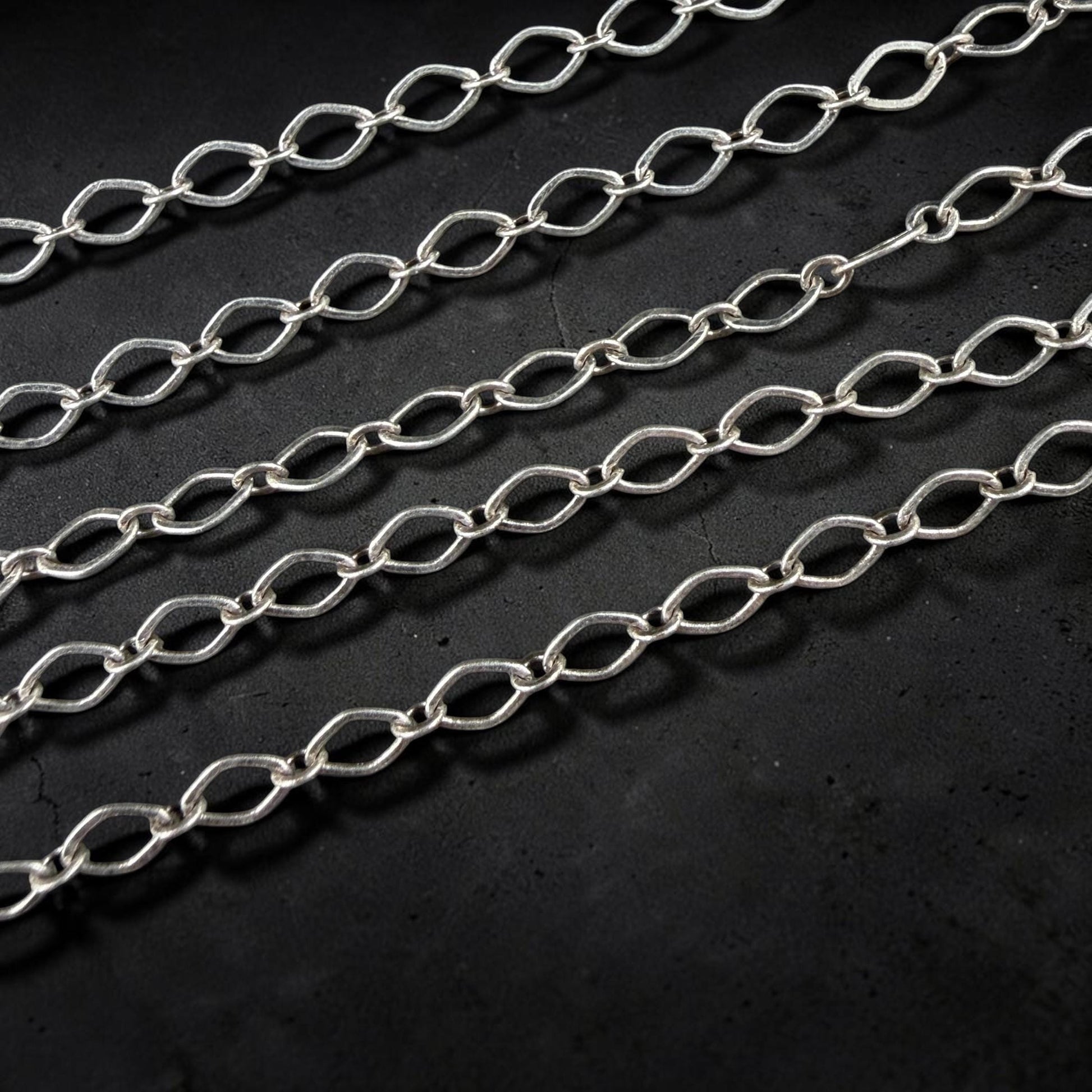 Chain by the Foot - Antiqued Silver Chain, 4x3mm Oval Links (829AS) * 18" Length
