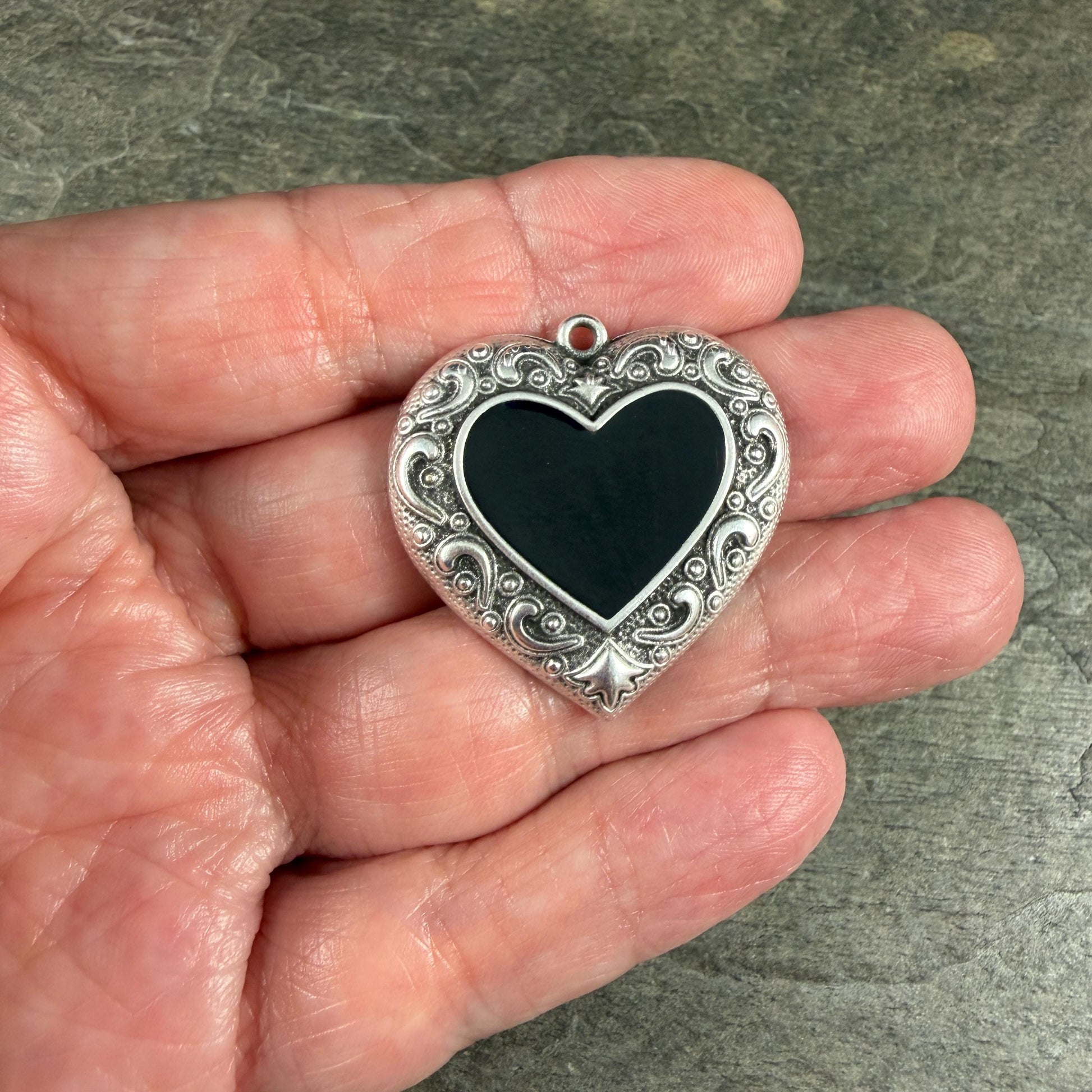 Antiqued Silver 31mm Heart Pendant with Black Enamel Center (PF/15293-72-0565) * Qty. 1
