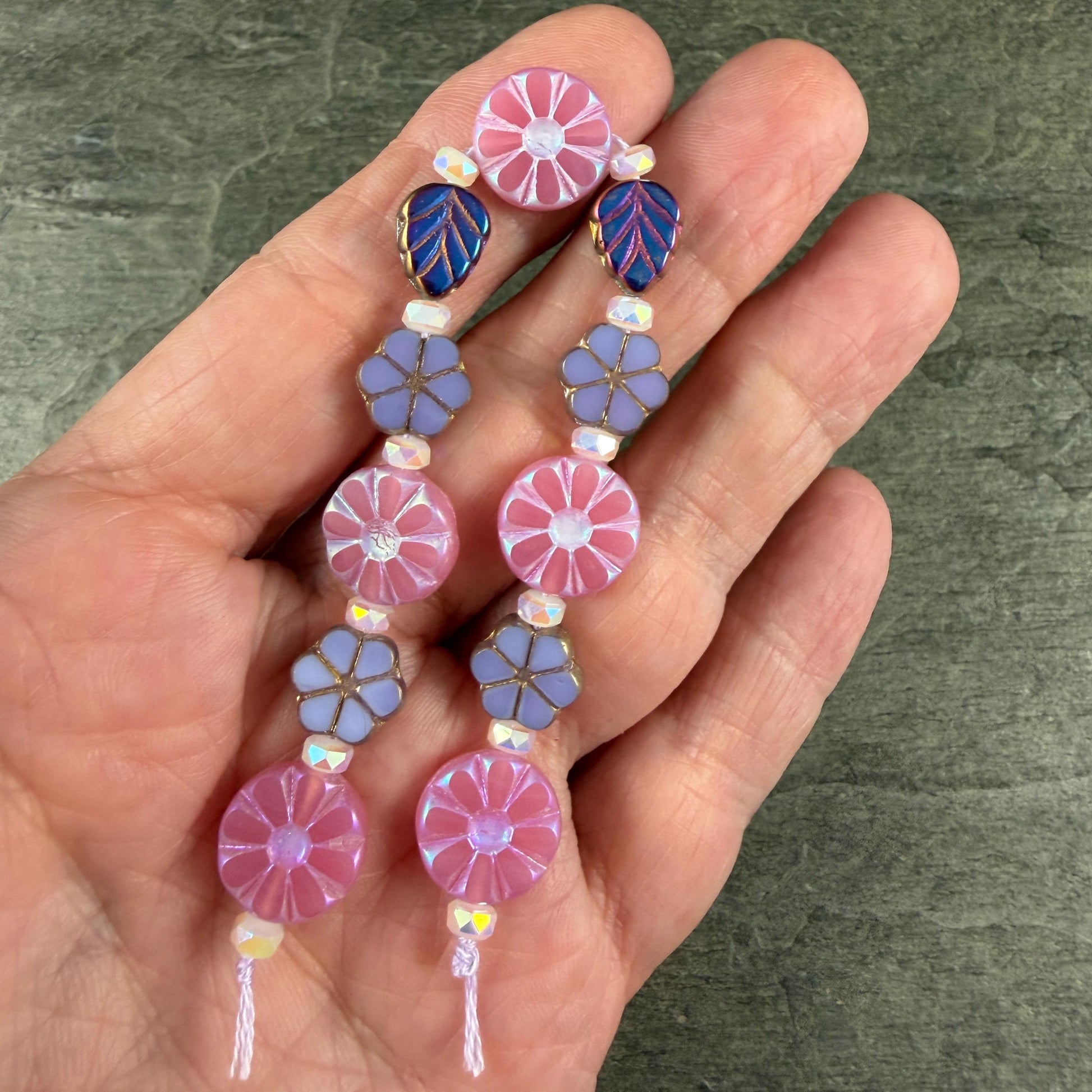 Czech Glass Bead Mix, Floral Theme, Pink and Purple (DZ-526.16) * 6" Strand of 23 Beads