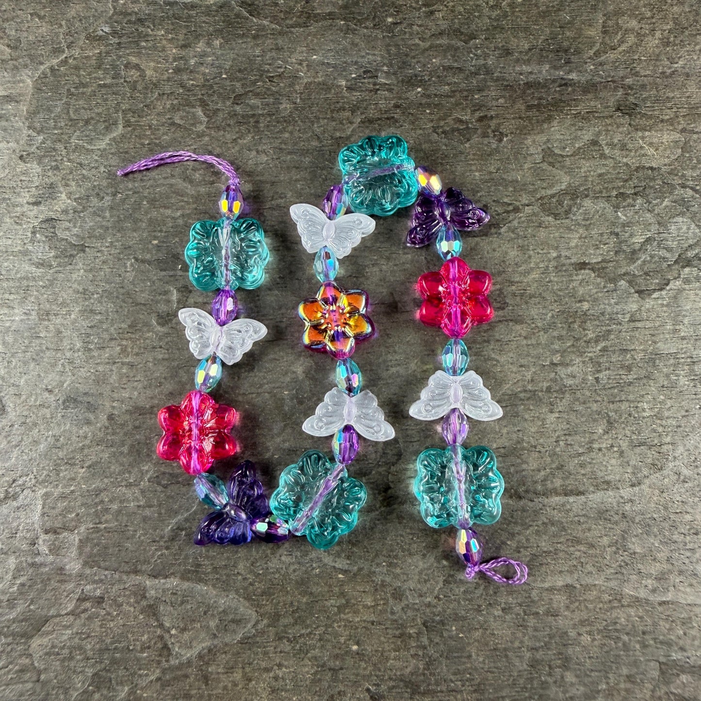 Colorful Flower and Butterfly Bead Mix, Glass Beads, Nature Theme (DZ-525.22) * 8" Strand