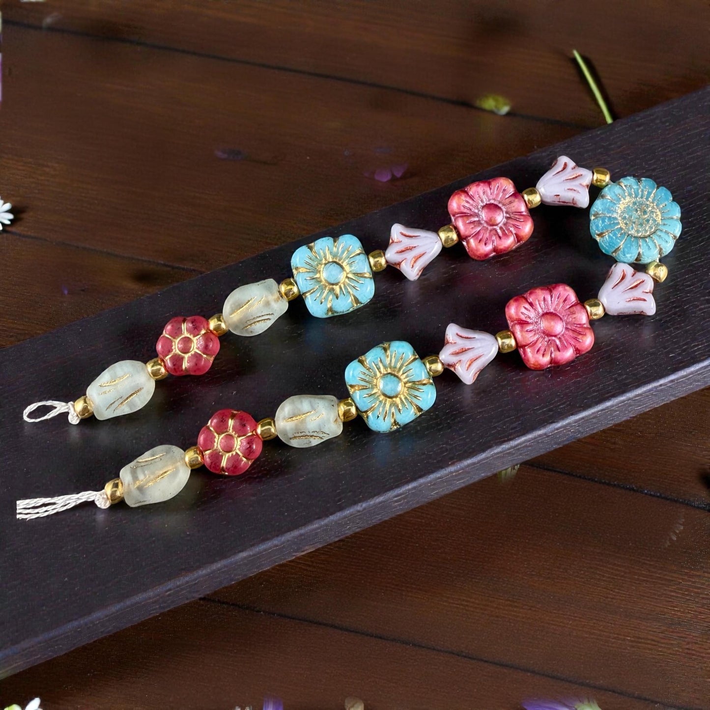Czech Glass Beads - Soft Pastel Flower Beads, Tiny Blooms (DZ-526.10) - 7" Strand