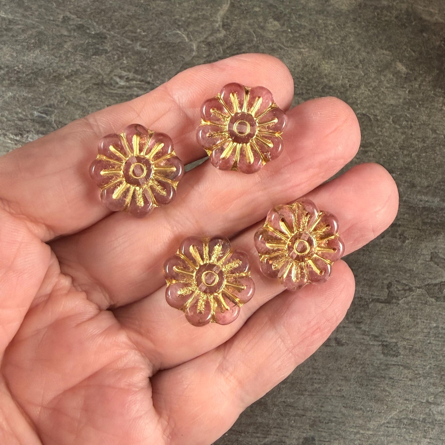 Czech Glass Beads - 17mm Daisy Flower, Pale Lavender with Gold Wash (PLD-13) * 6 Beads