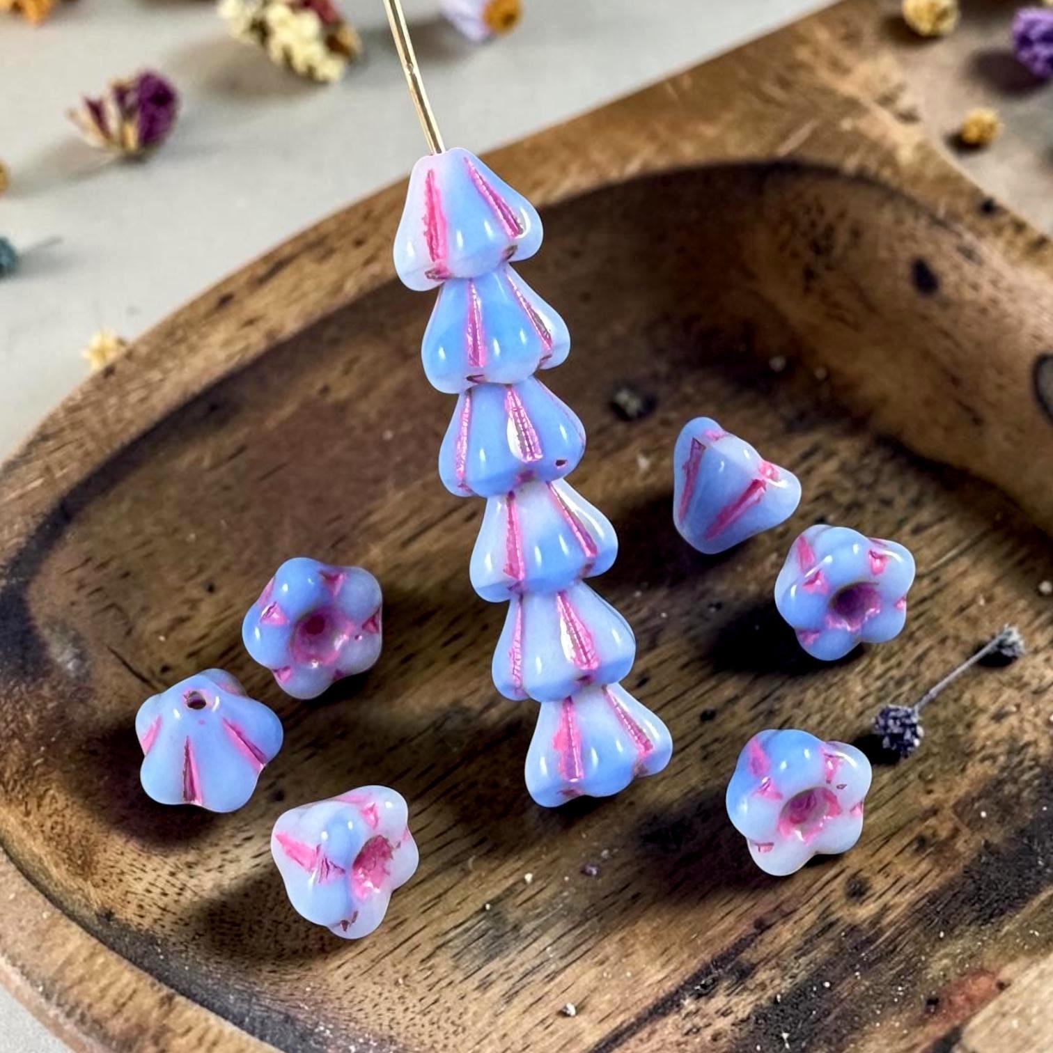 Czech Glass Beads - 6x4mm Bell Flower, Periwinkle and White with Pink Wash (BFlo21) * 30 Beads
