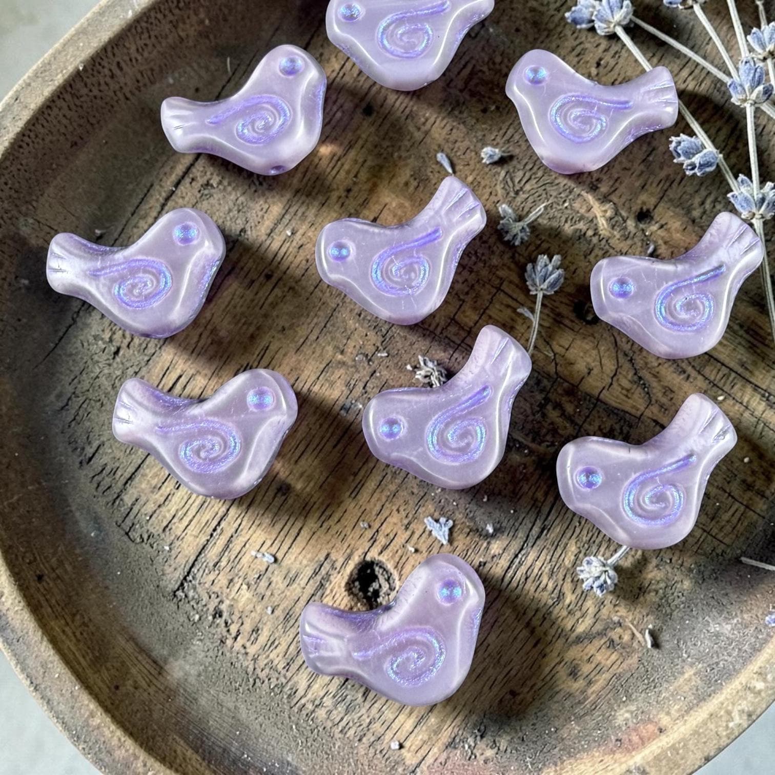 Czech Beads - Glass Bird Bead, 12x16mm, Light Purple (26016/43809) * 10 Beads