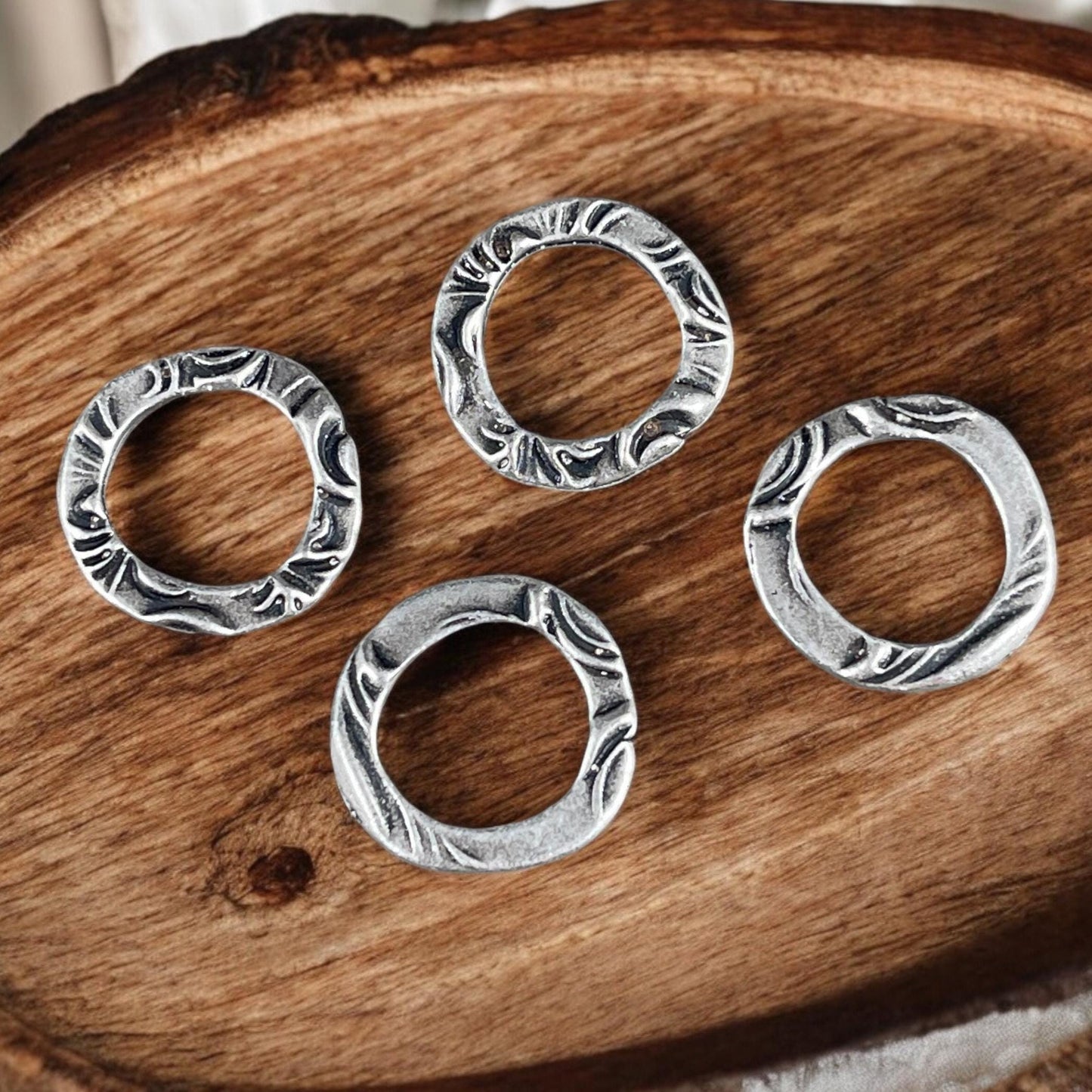 TierraCast Dulce Vida Flora 5/8" Organic Linking Ring, Antiqued Pewter (PF/700-04) * Qty. 4