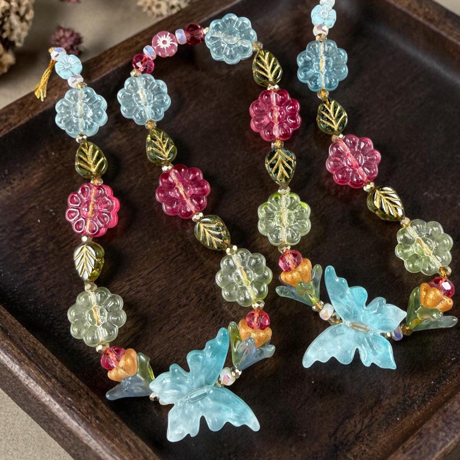 Colorful Mix of Butterflies and Flowers, Nature Theme Glass Beads (612.06) - 18" Strand
