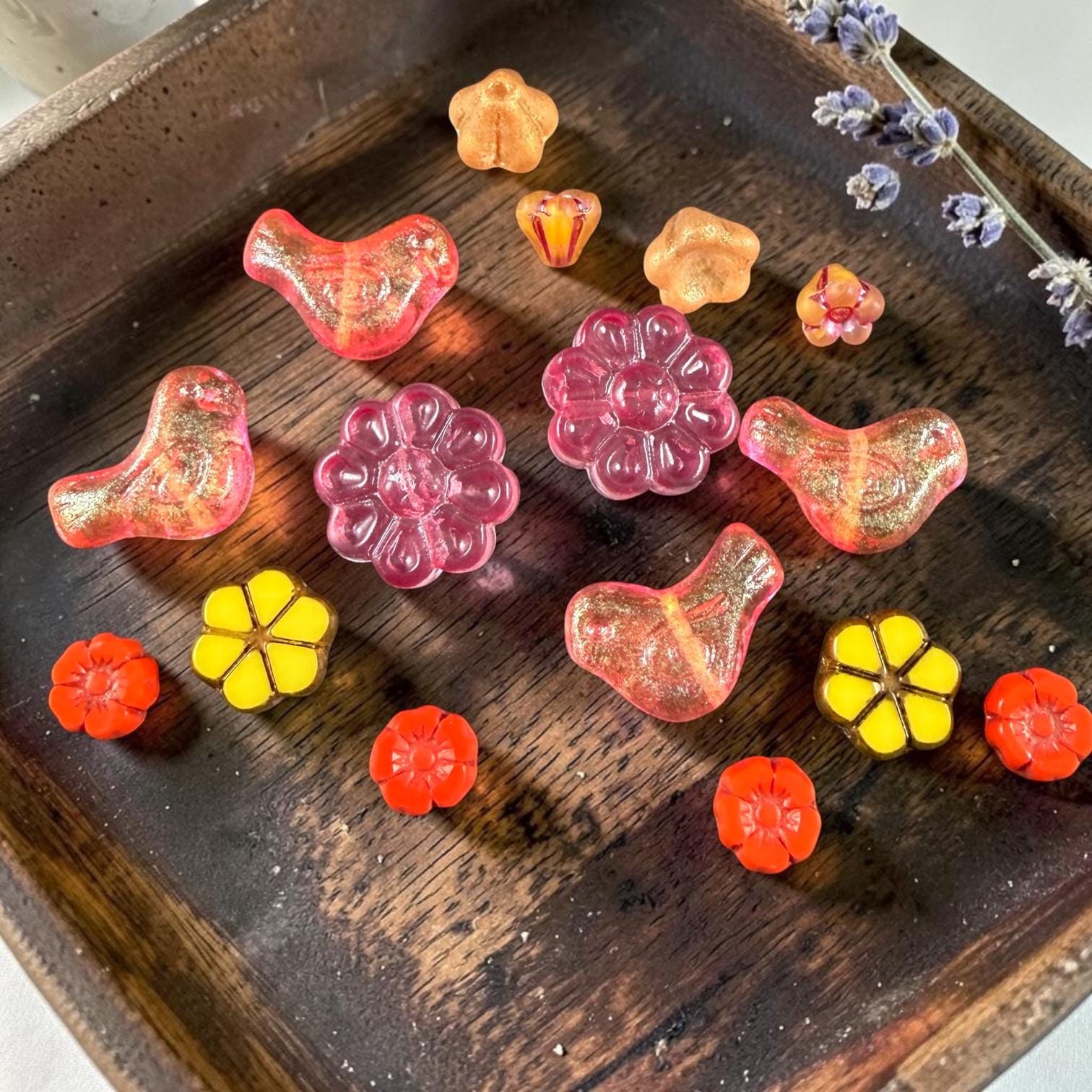 Czech Beads - Glass Bird Bead, 12x16mm, Fuchsia and Orange (00030-541024) * 10 Beads