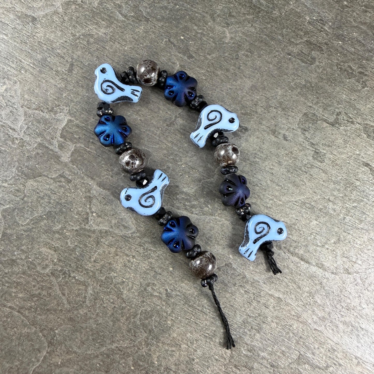 Czech Beads - Small Glass Bird with Coordinating Flowers Bead (Blue/Black-BirdMix)