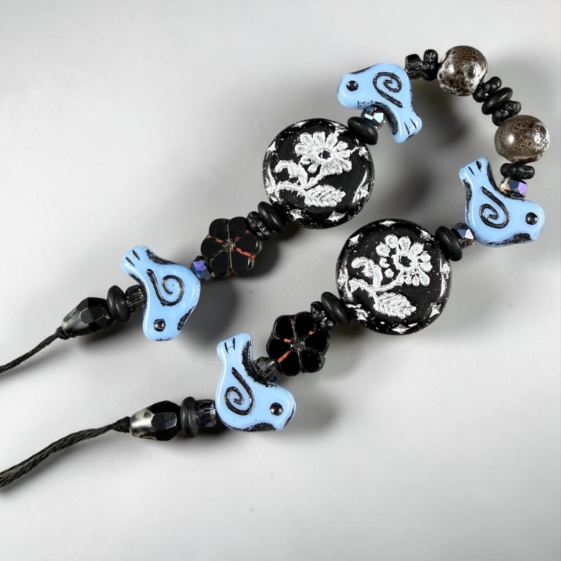 Czech Beads - Small Glass Bird with Coordinating Flowers Bead (Blue/Black-BirdMix)