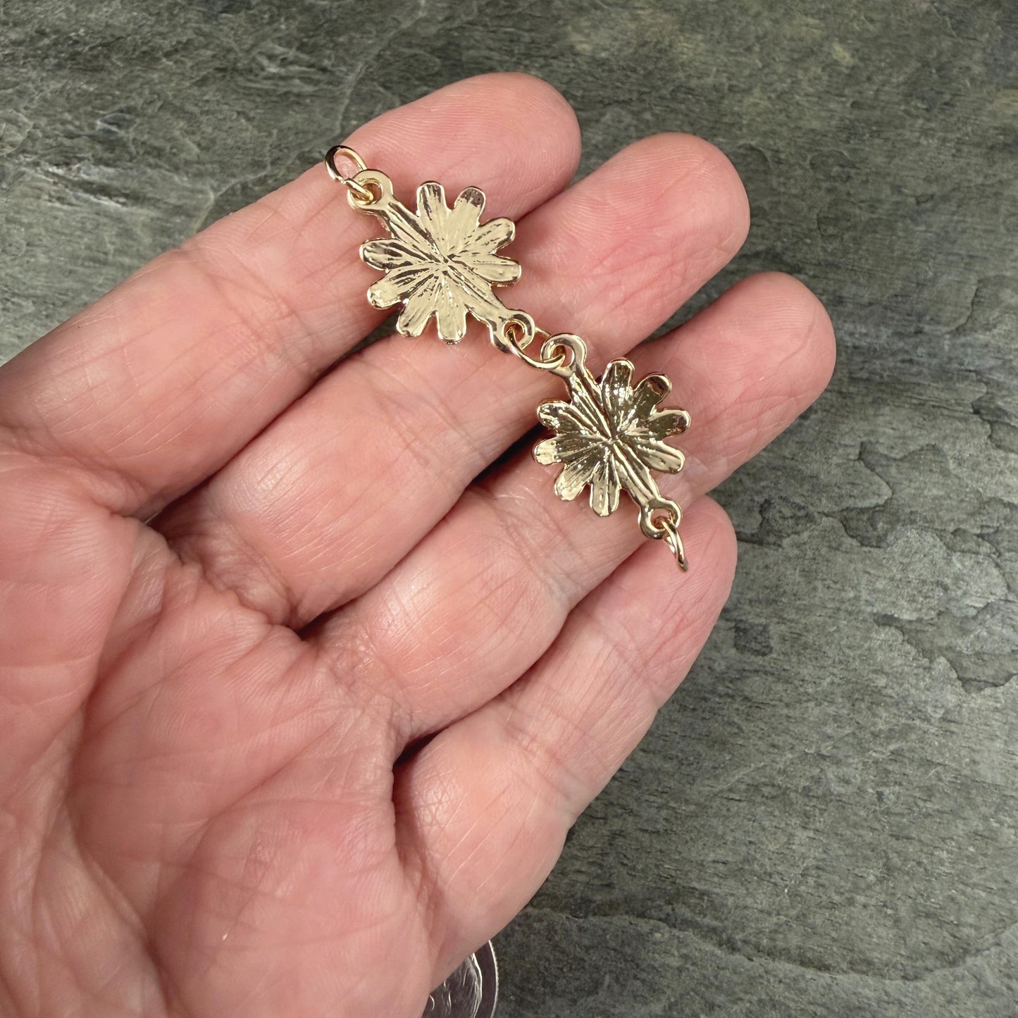 Ename Connector - 15x22mm Pink Daisy Link (1512-9547) * Set of 2