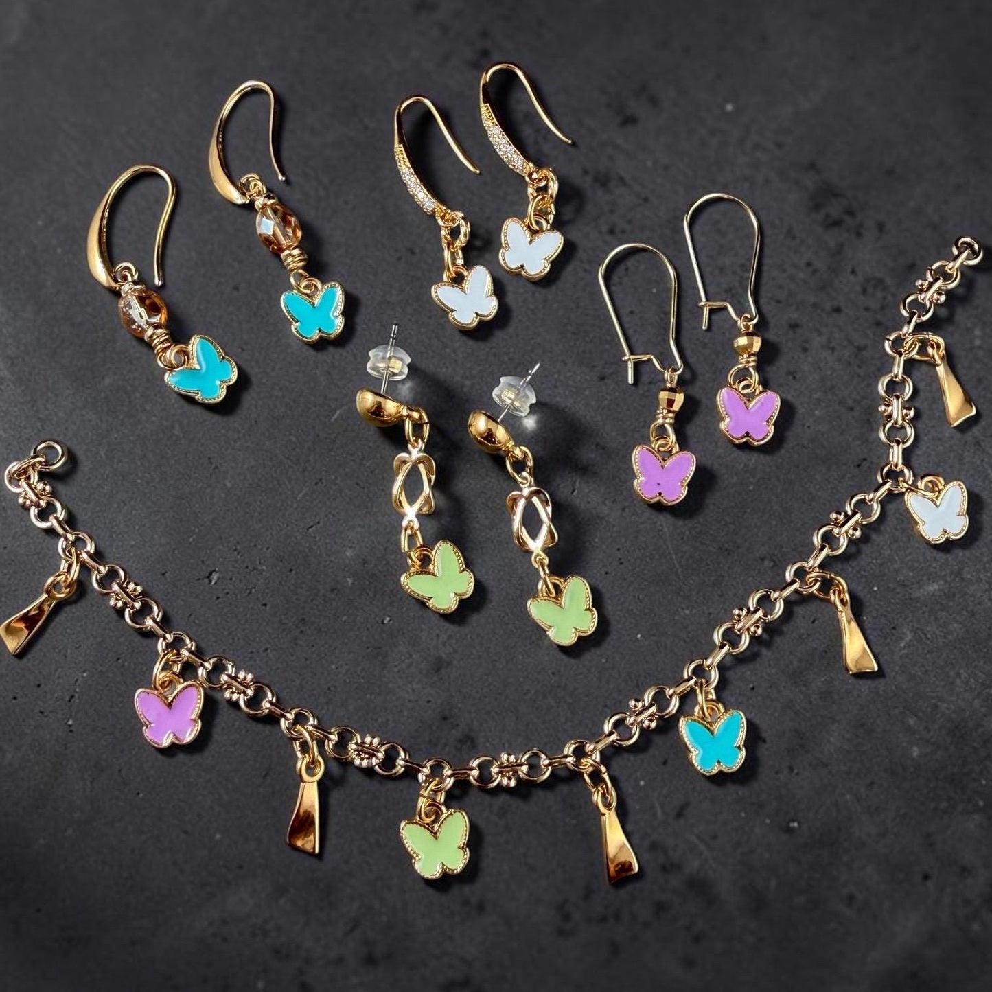 24k Gold Plated Butterfly Charm with Cheerful Lilac Purple Enamel (PF/15313-13-0314) * Qty. 4