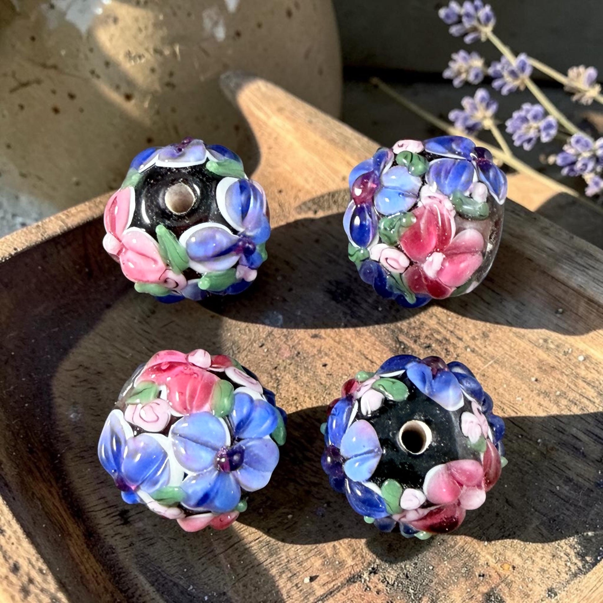 Lampwork Beads, 14mm Round, Lavender and Fuchsia Flower Beads * 2 Beads