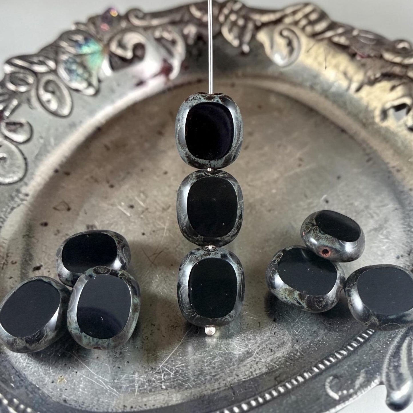 Czech Glass - 14x12mm Table-Cut Oval, Black Picasso (23980/86800) * 6 Beads